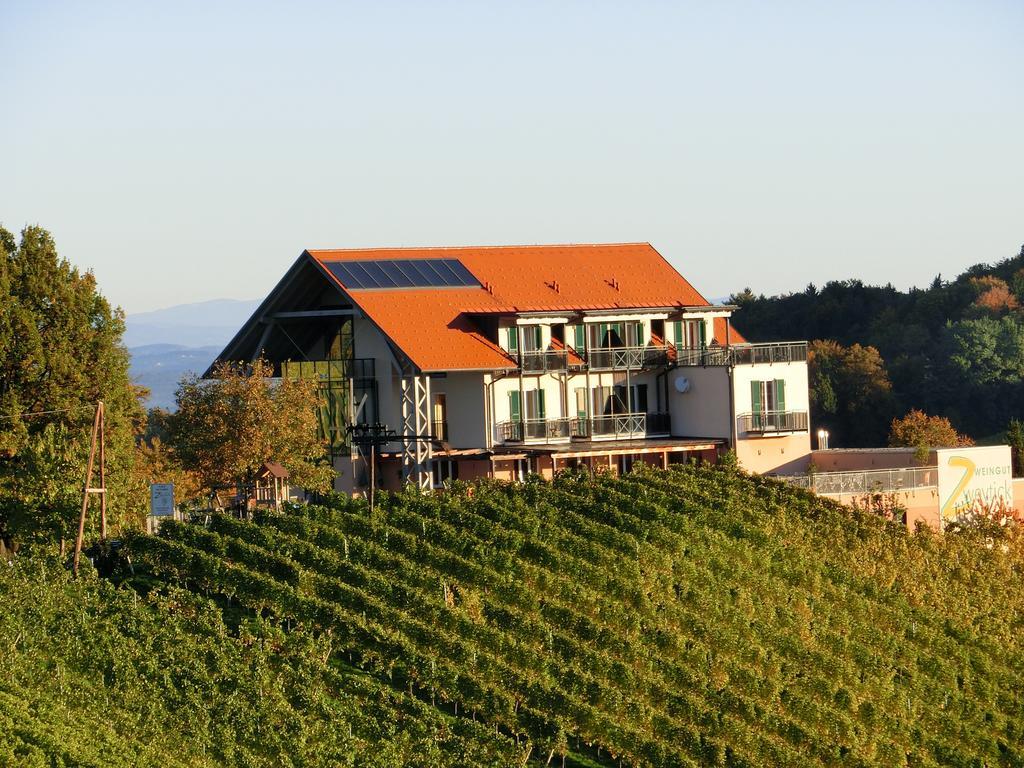 Zweytick Gaestezimmer Weingut Ratsch an der Weinstraße Exteriör bild